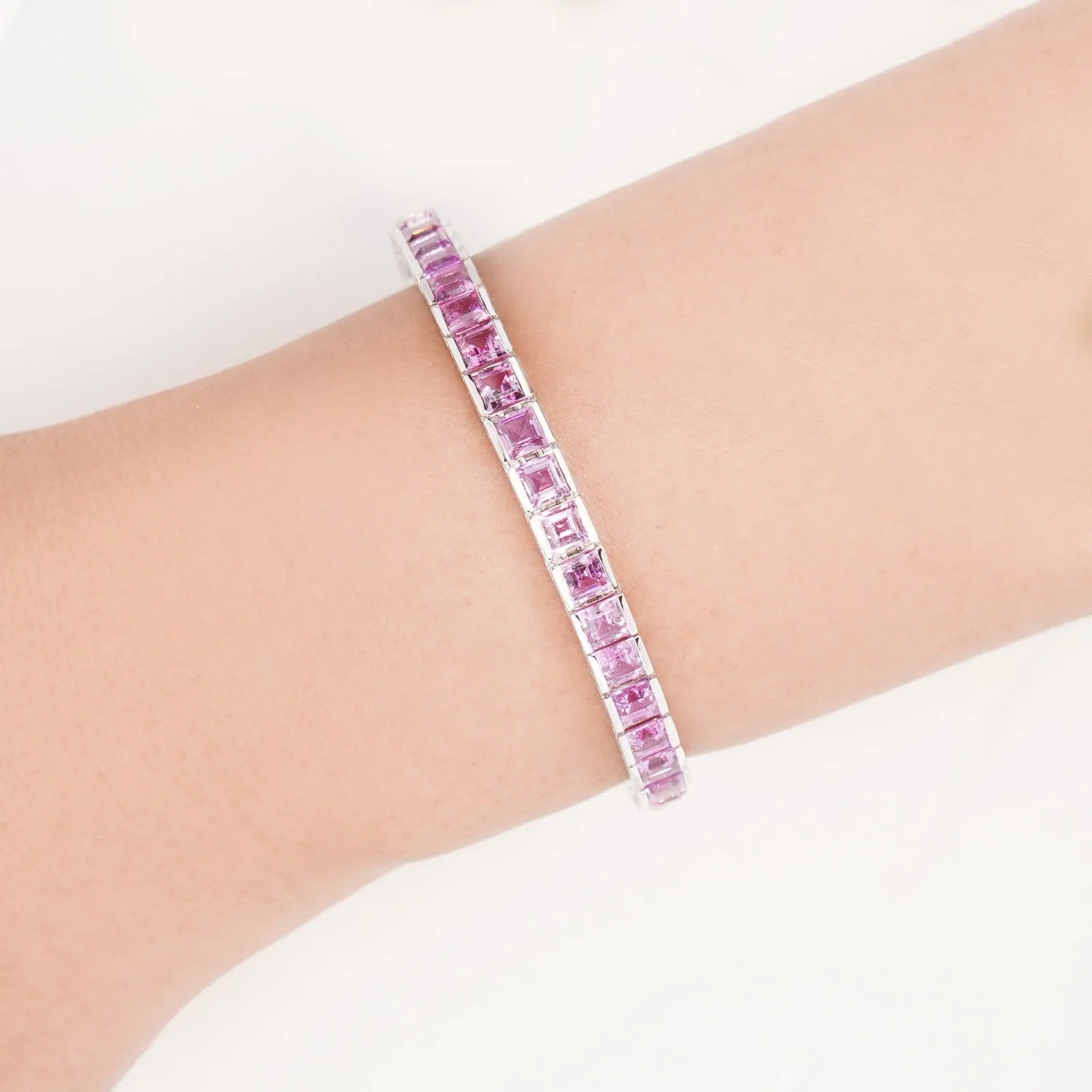 18.42 cts Princess Fancy Sapphire Tennis Bracelet