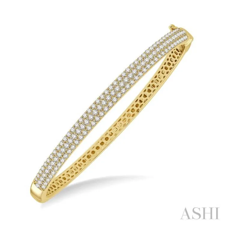 2.00 ctw Round Cut Diamond Fashion Bangle in 14K Yellow Gold