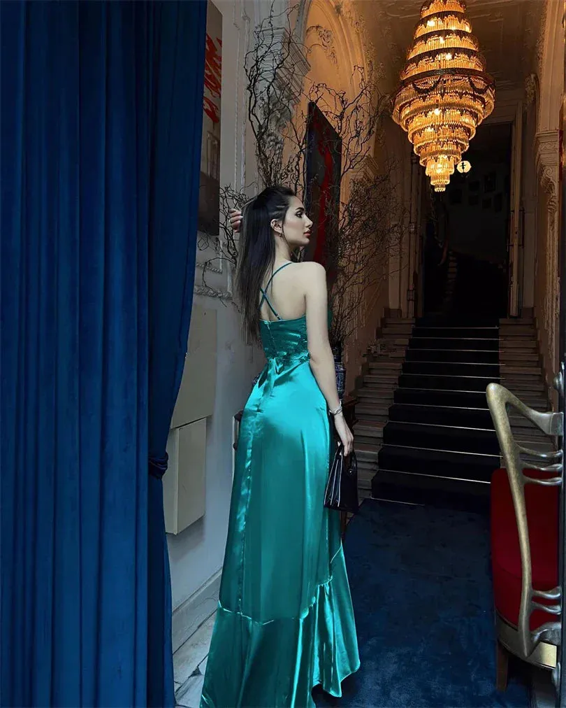 Elegant Green Spaghetti Straps V-neck A-line Long Prom Dress Charming Evening Party Dress