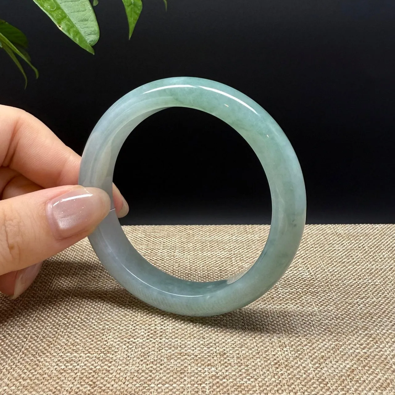 Genuine Burmese Green Jade Jadeite Bangle Bracelet ( 53.5mm )