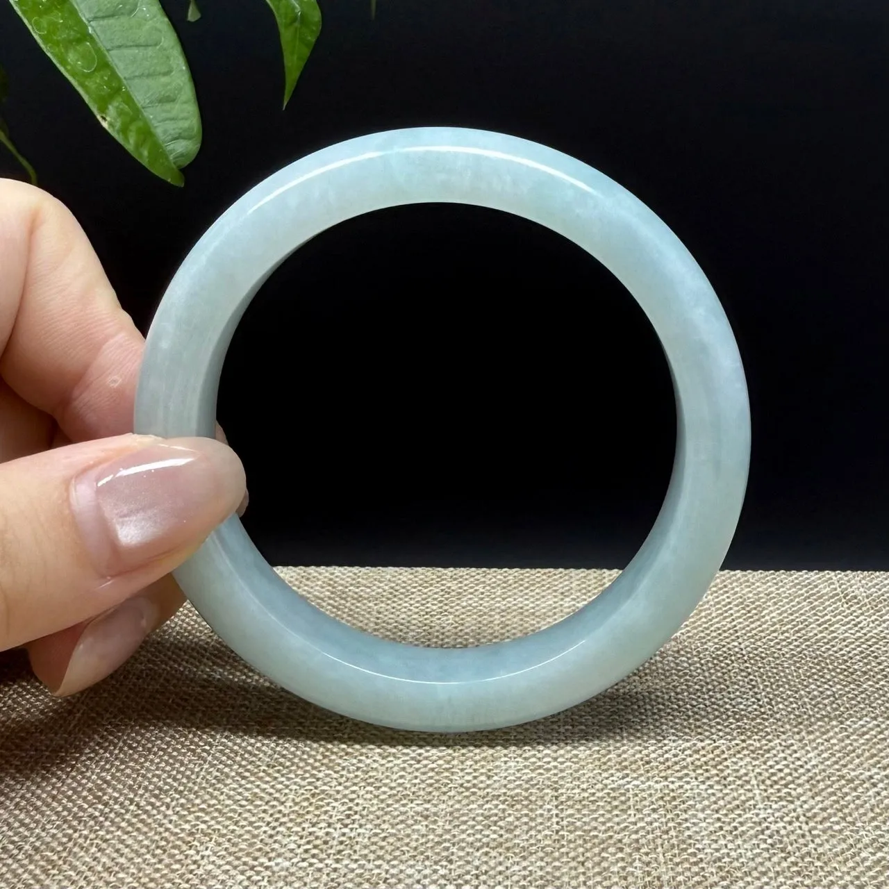 Genuine Burmese Green Jade Jadeite Bangle Bracelet ( 56.2mm )
