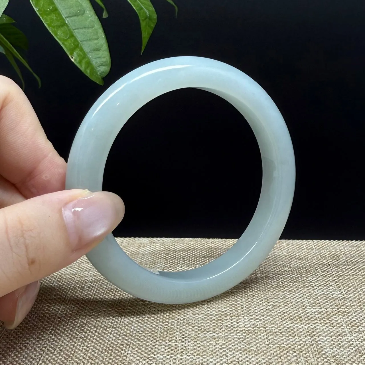 Genuine Burmese Green Jade Jadeite Bangle Bracelet ( 56.6mm )