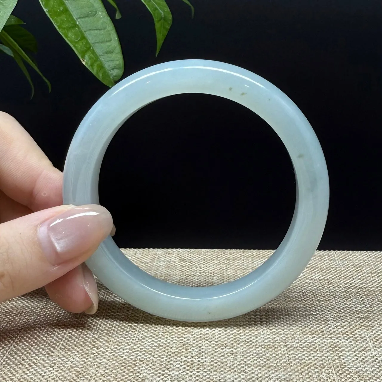 Genuine Burmese Green Jade Jadeite Bangle Bracelet ( 56.6mm )