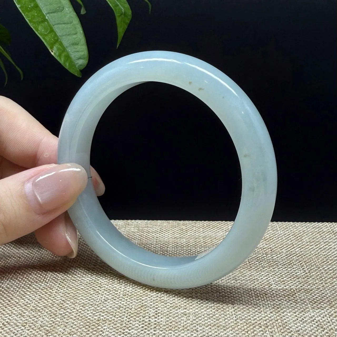 Genuine Burmese Green Jade Jadeite Bangle Bracelet ( 56.6mm )