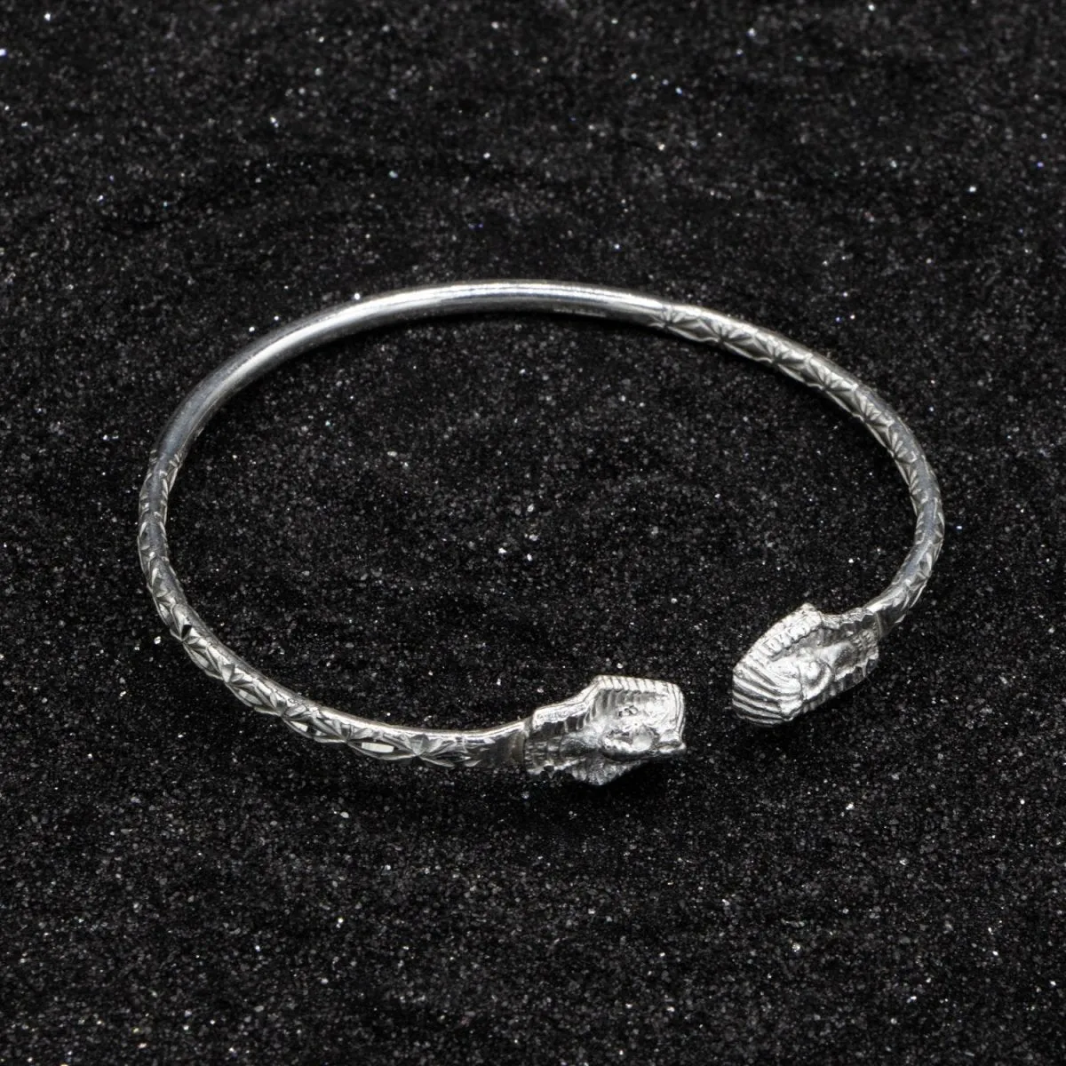 Light Sphinx Bangle with Calypso Pattern