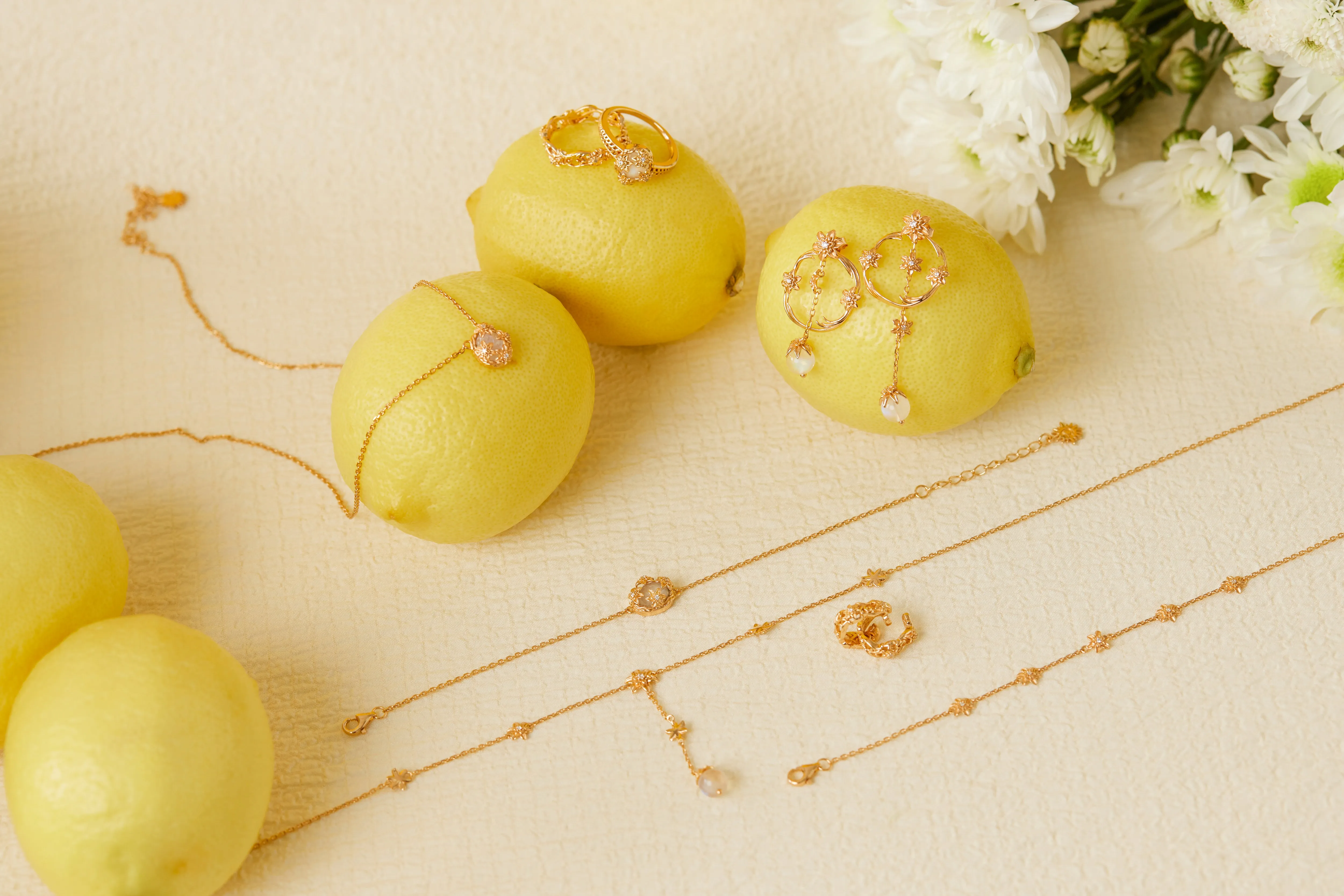 Moonstone Gold Floral	Lariat Necklace - Daffodil