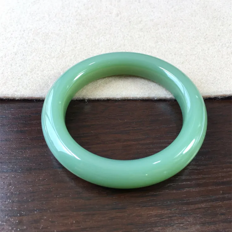 Natural Jade Bangle Nephrite Bangle Internal Diameter 55.1mm NBE027