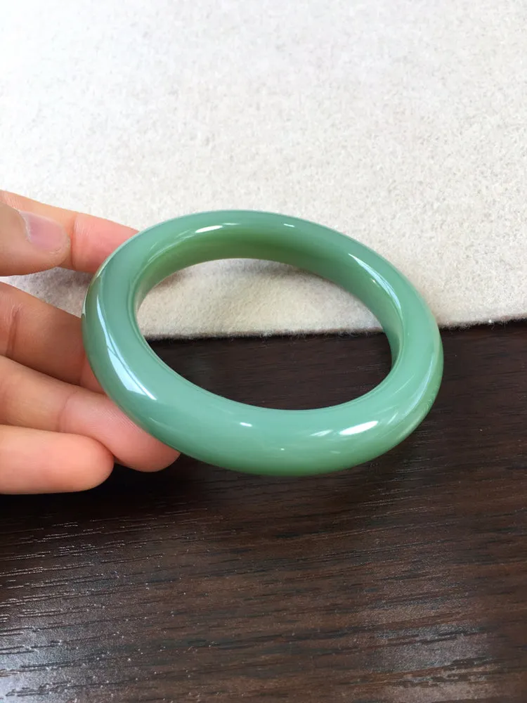 Natural Jade Bangle Nephrite Bangle Internal Diameter 55.1mm NBE027