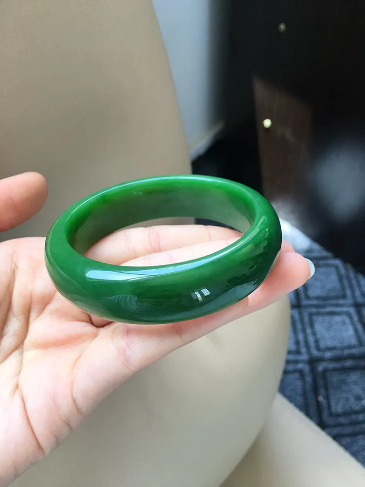 Natural Jade Bangle Nephrite Bangle Internal Diameter 56.8mm NBE017