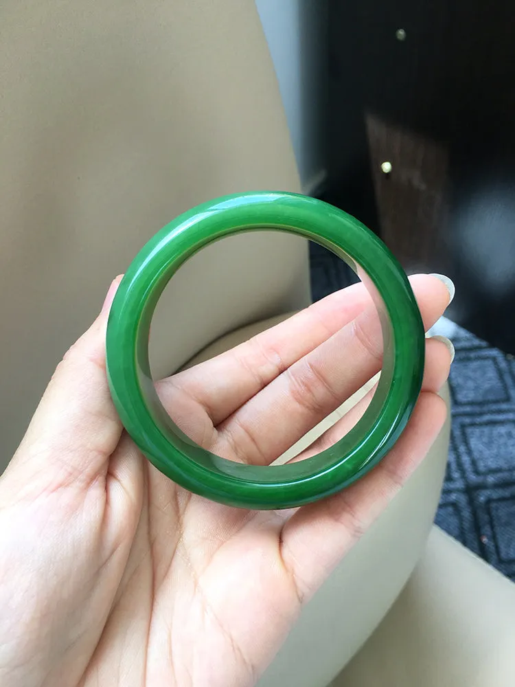 Natural Jade Bangle Nephrite Bangle Internal Diameter 56.8mm NBE017