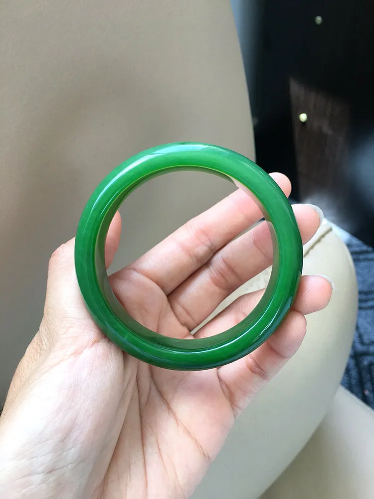Natural Jade Bangle Nephrite Bangle Internal Diameter 56.8mm NBE017