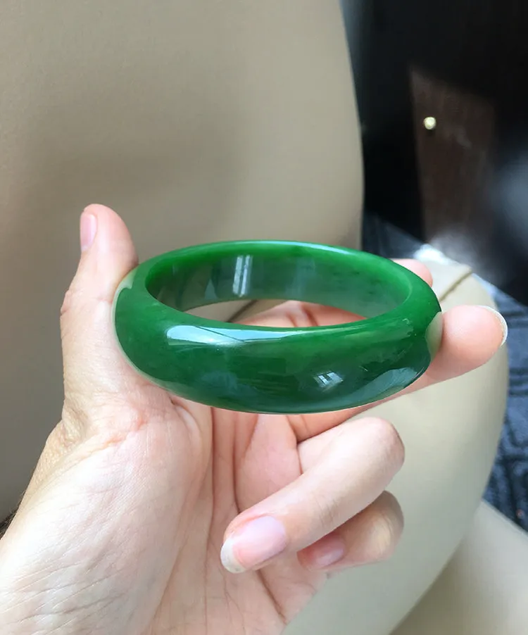 Natural Jade Bangle Nephrite Bangle Internal Diameter 56.8mm NBE017