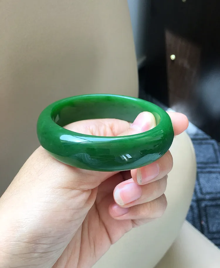 Natural Jade Bangle Nephrite Bangle Internal Diameter 56.8mm NBE017