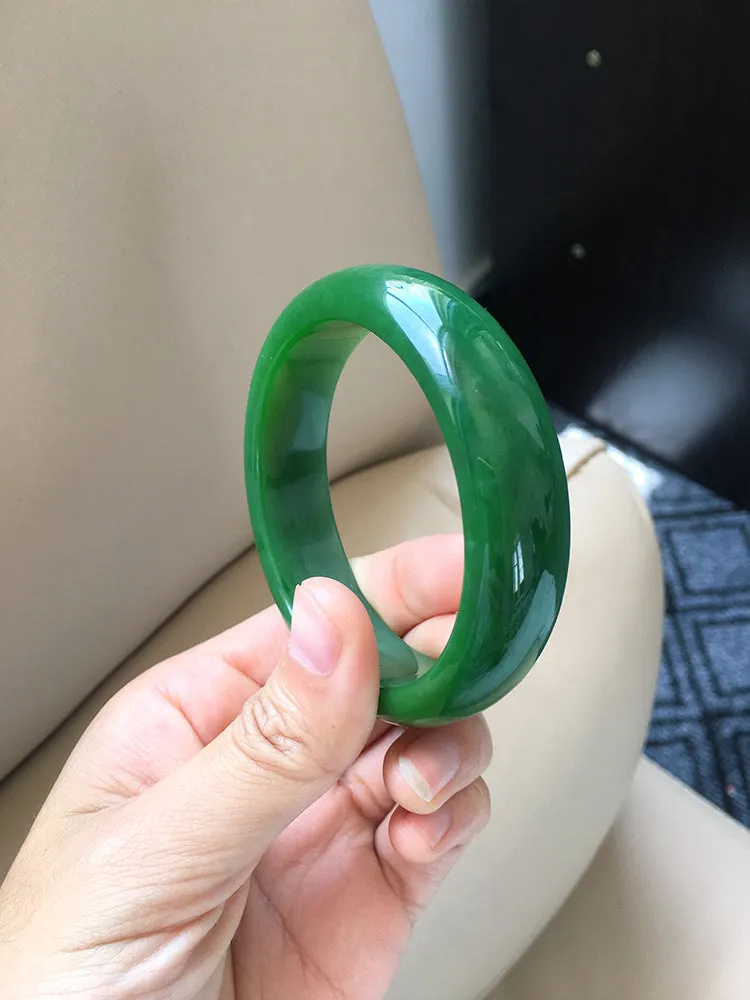 Natural Jade Bangle Nephrite Bangle Internal Diameter 56.8mm NBE017