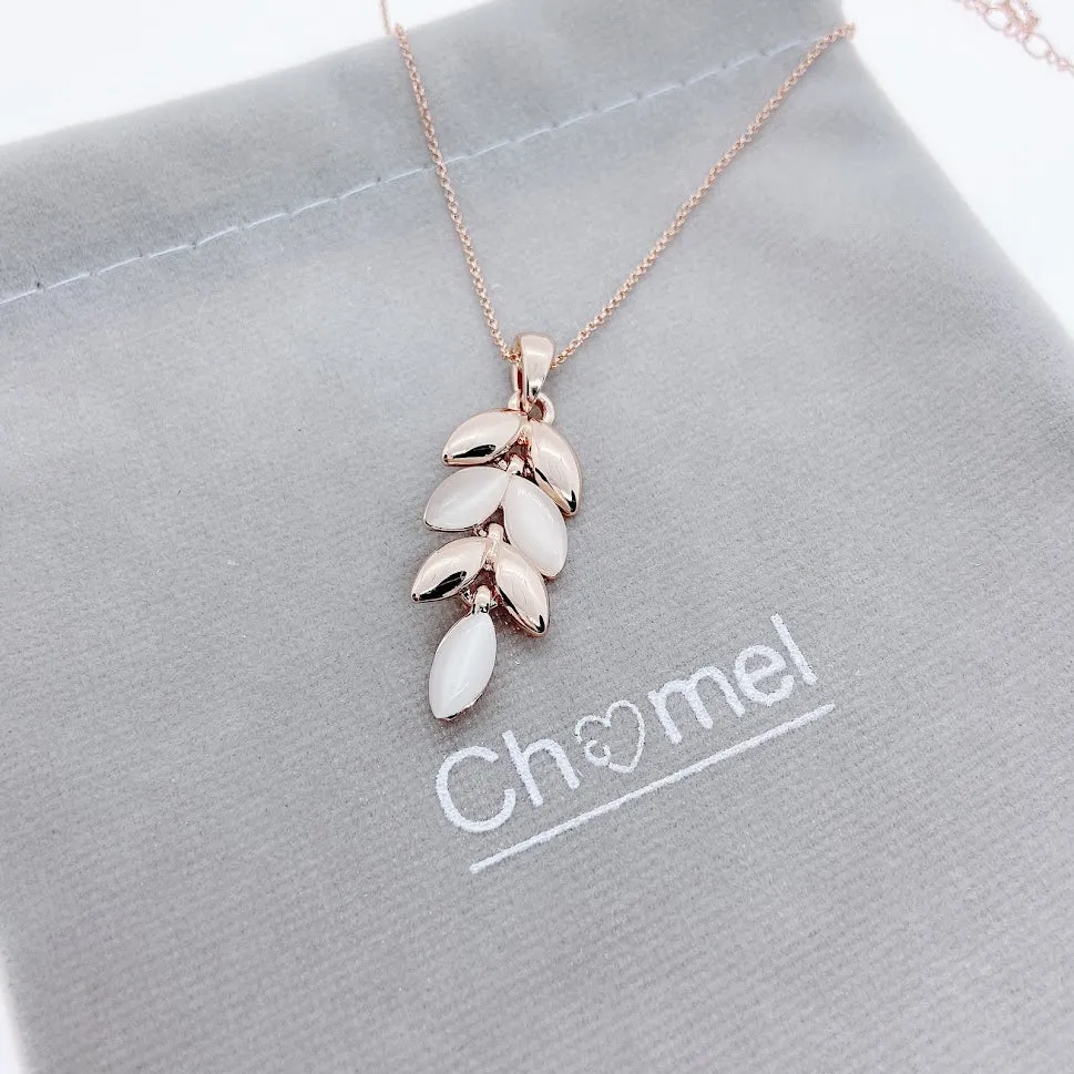 Simulated Moonstone Pendant Necklace