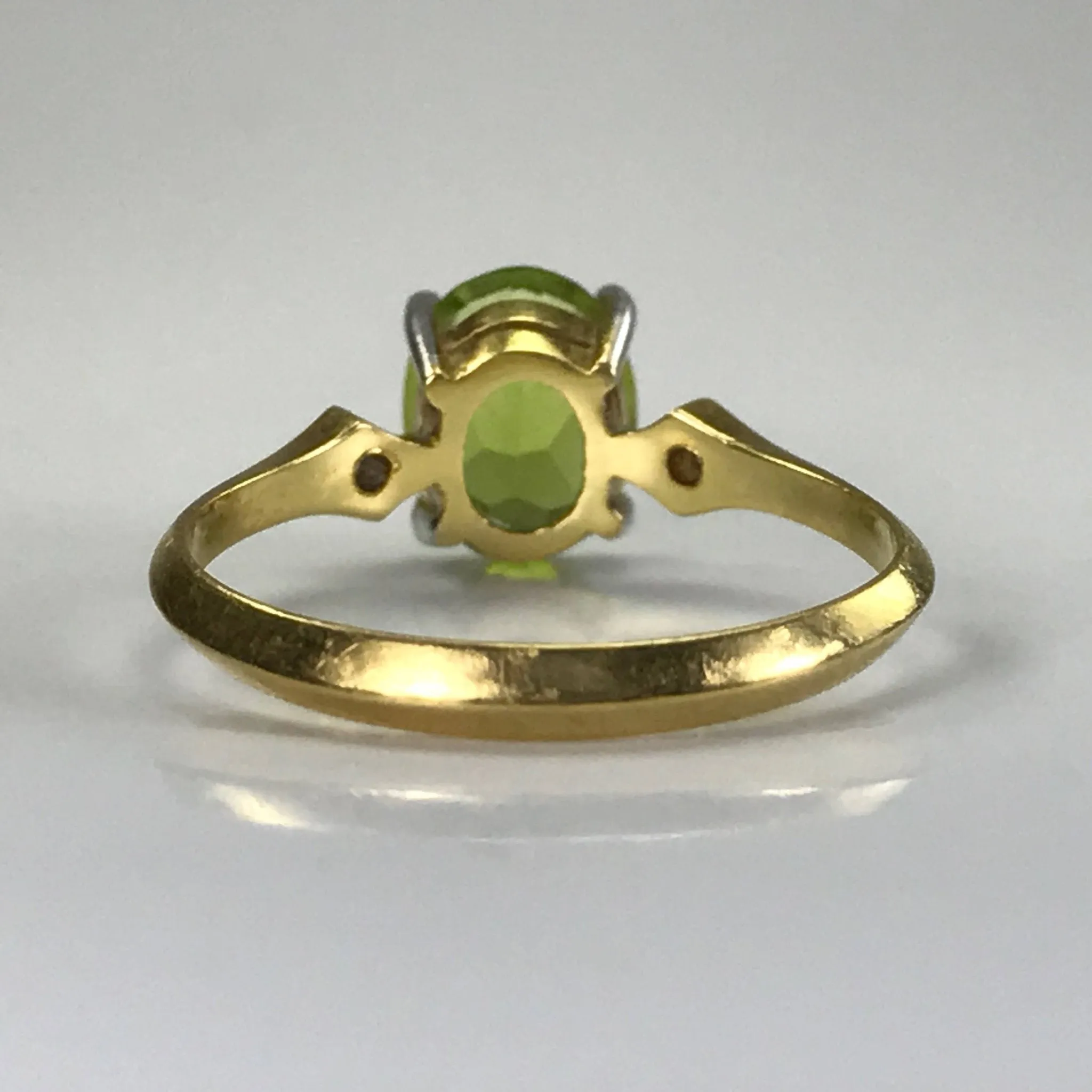 Vintage Peridot and Diamond Ring in 18K Gold. August Birthstone. 16th Anniversary.