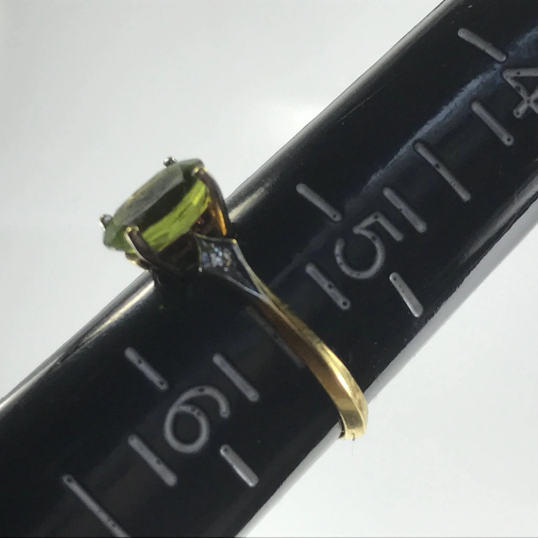 Vintage Peridot and Diamond Ring in 18K Gold. August Birthstone. 16th Anniversary.